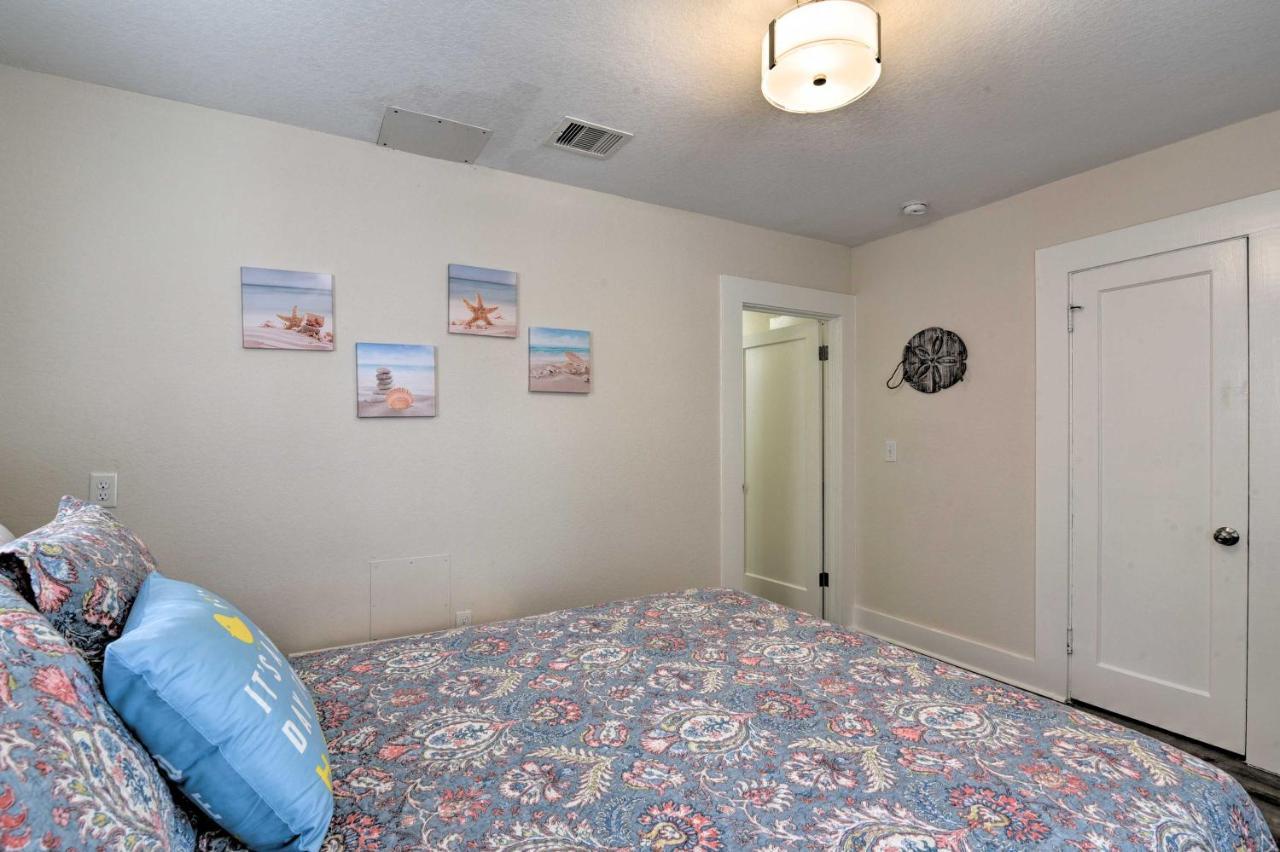 Bright Galveston Bungalow Half Mi To Pleasure Pier Экстерьер фото