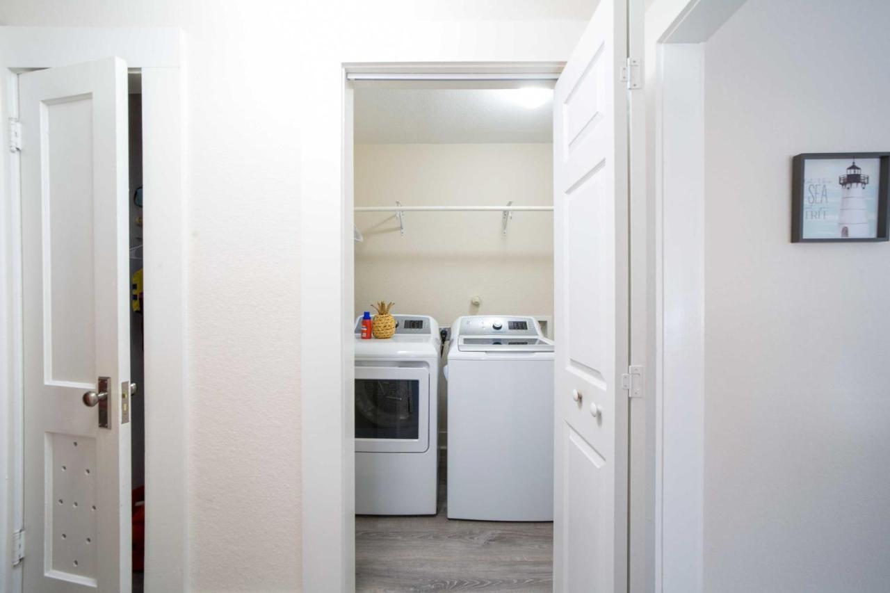 Bright Galveston Bungalow Half Mi To Pleasure Pier Экстерьер фото